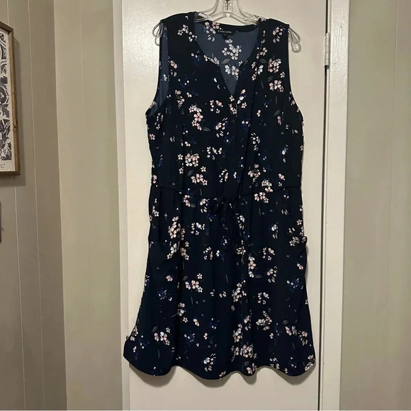 41 Hawthorn sleeveless navy tie front dress size 3X - Picture 2 of 9